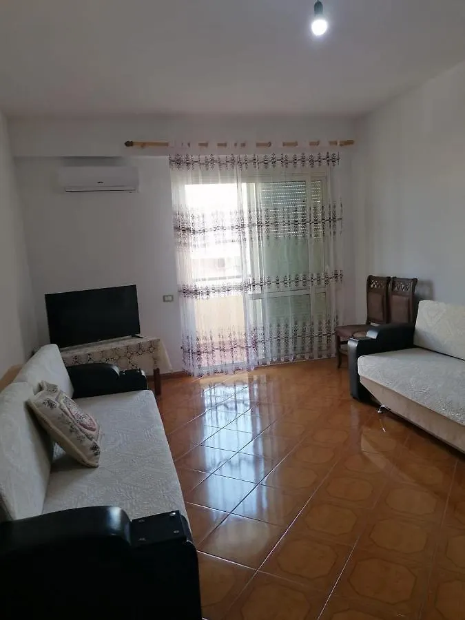Appartamento Incantevole Con Posto Auto Privato Avlonya Daire