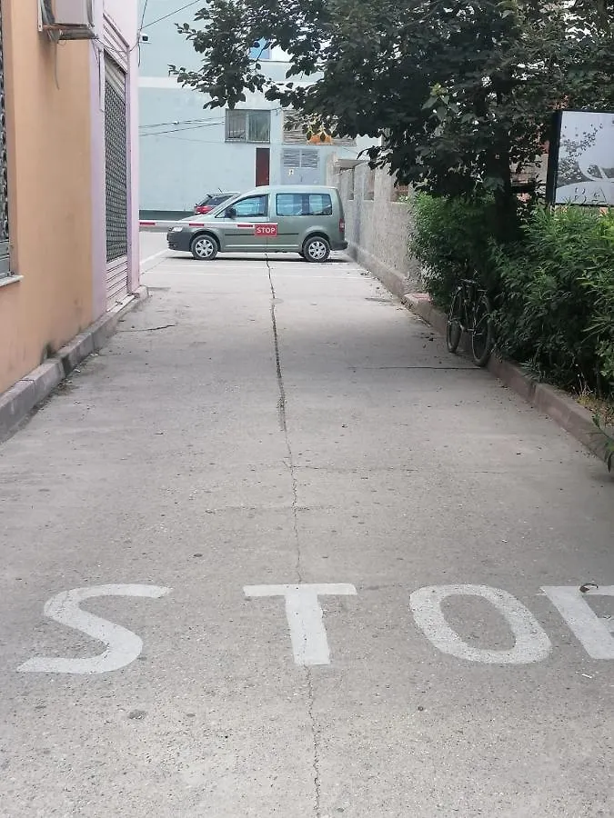 Appartamento Incantevole Con Posto Auto Privato Avlonya 0*,