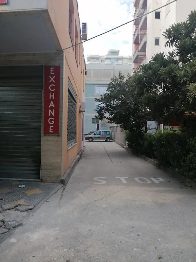 Appartamento Incantevole Con Posto Auto Privato Avlonya Daire