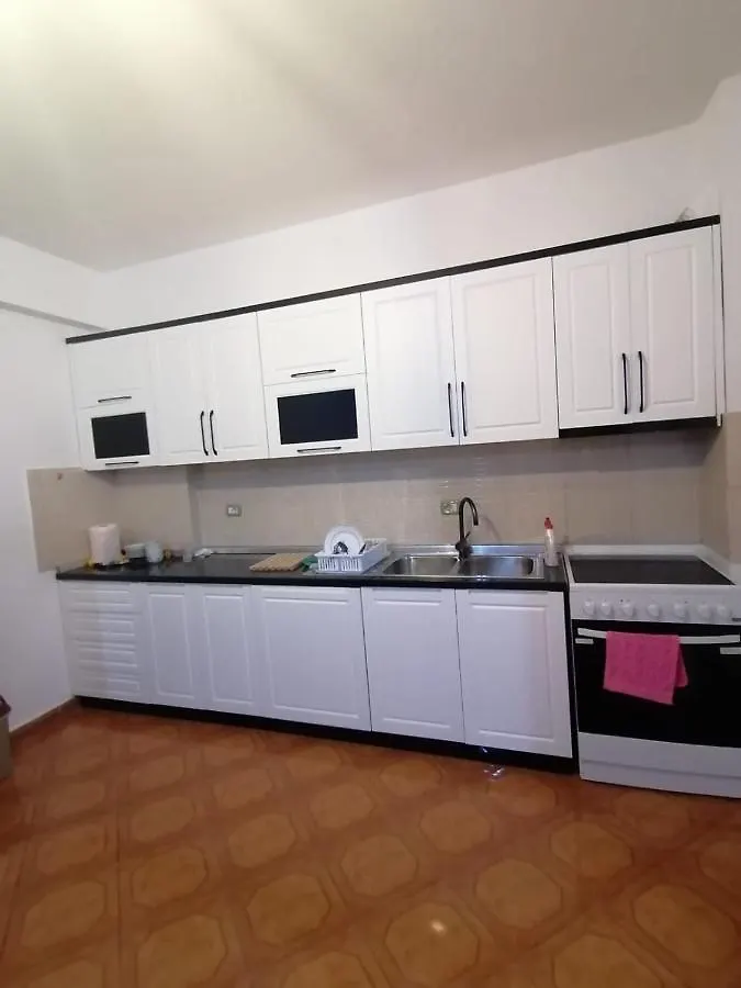 Appartamento Incantevole Con Posto Auto Privato Wlora 0*,  Albania